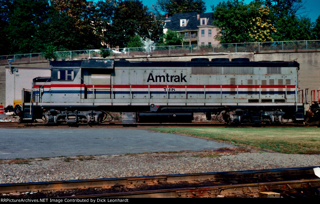 Amtrak 196